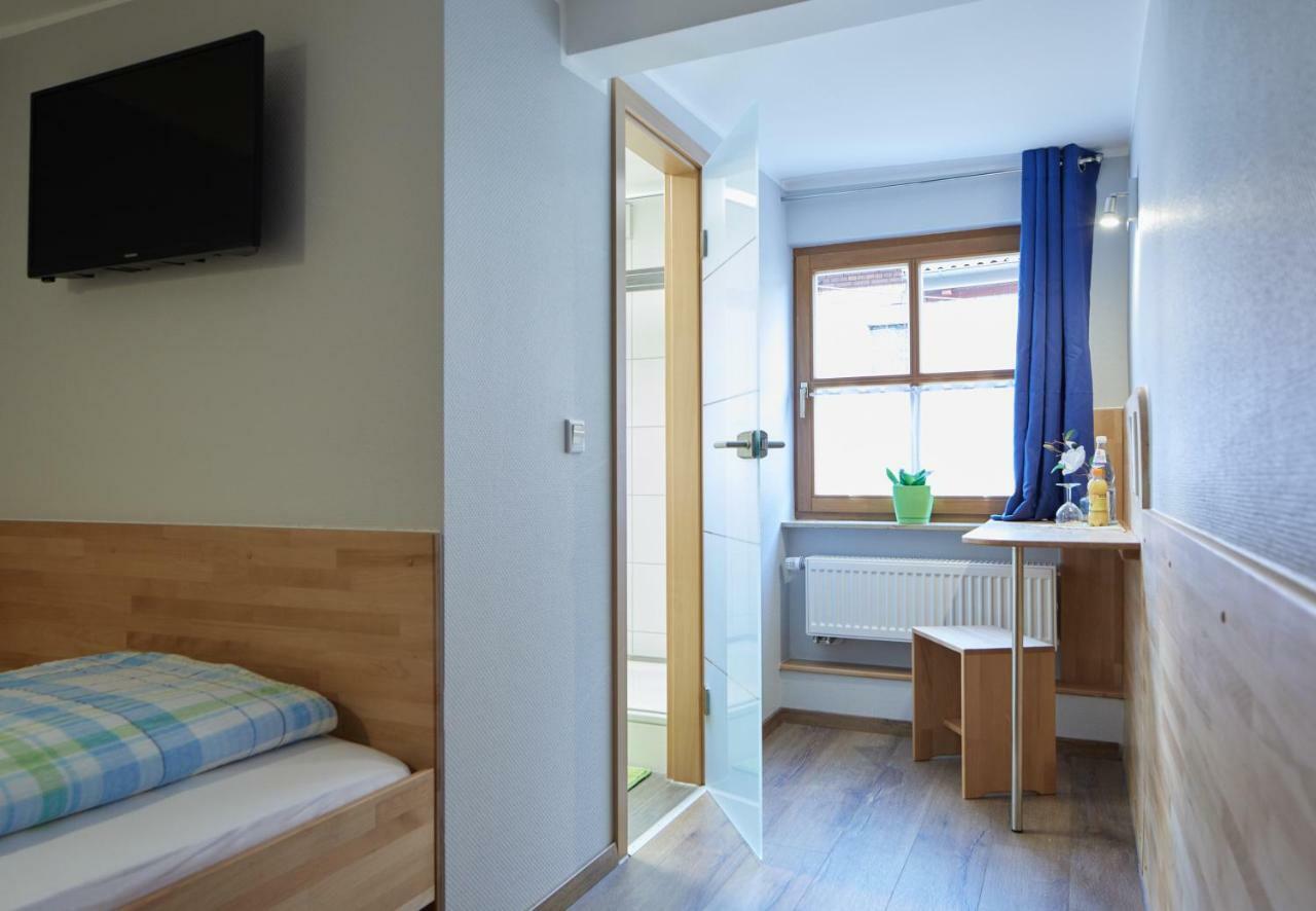 Gasthof Pension Kettler Oberasbach Exteriör bild